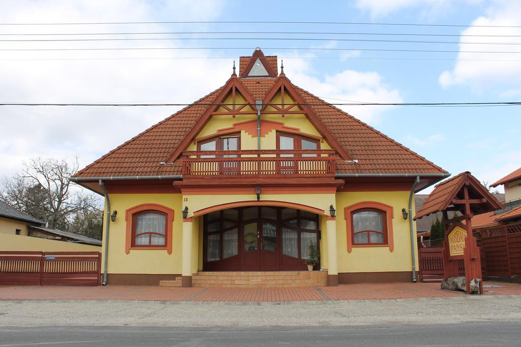 Nussbaum Panzio Hotel Keszthely Luaran gambar